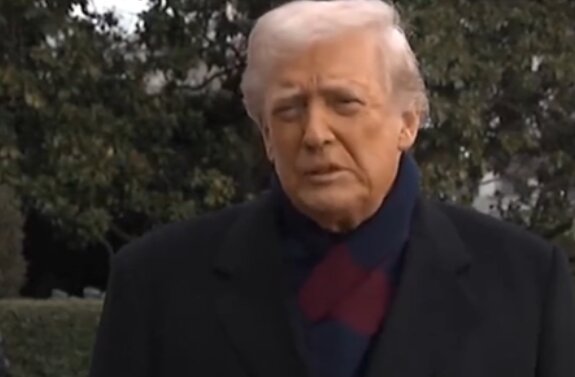 特朗普：计划同伊朗对话 “希望”不动用武力